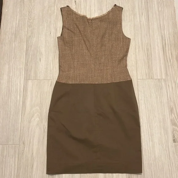 Escada V Neck  Dress - Picture 4 of 8